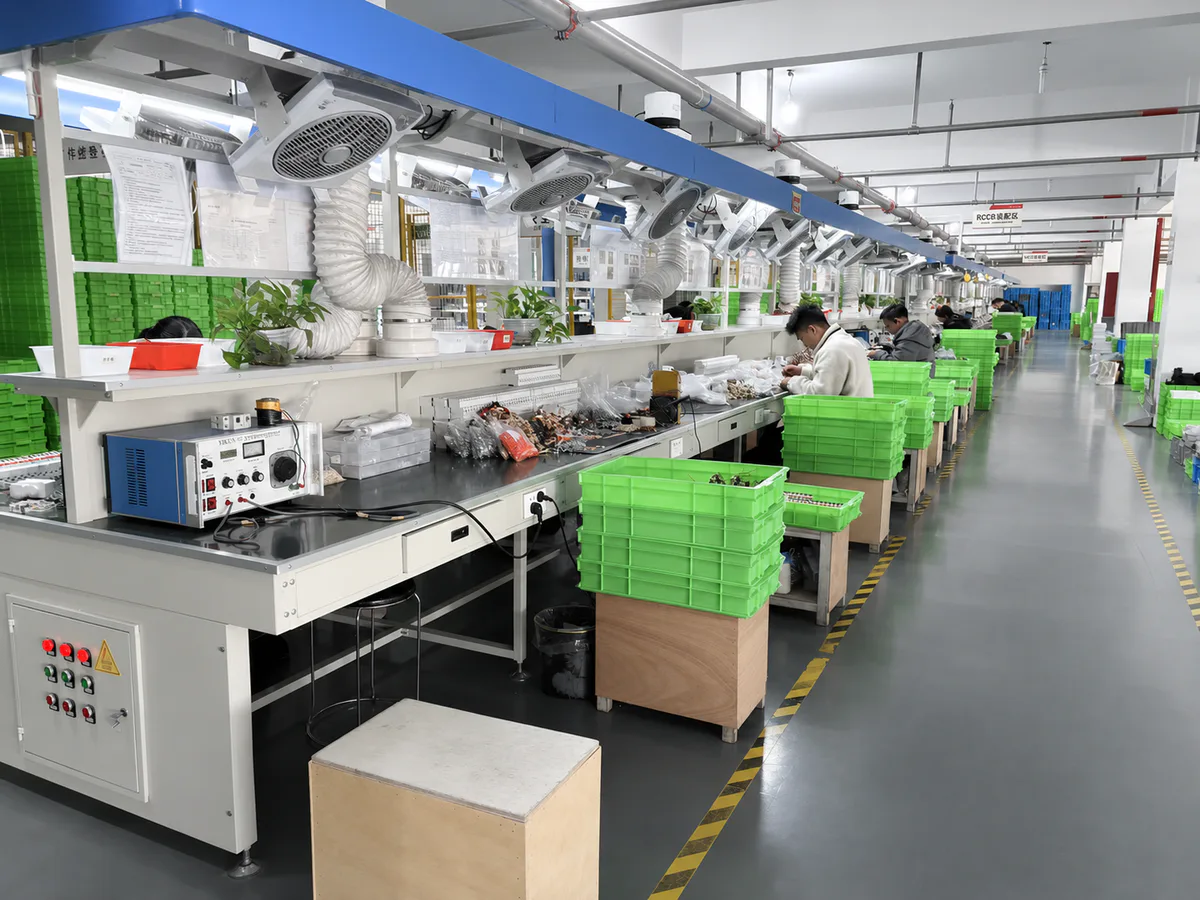 VIOX electrical product assembly line
