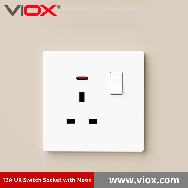 13A UK Switch Socket with Neon
