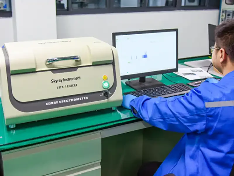 Laboratório de análise de materiais (RoHS)